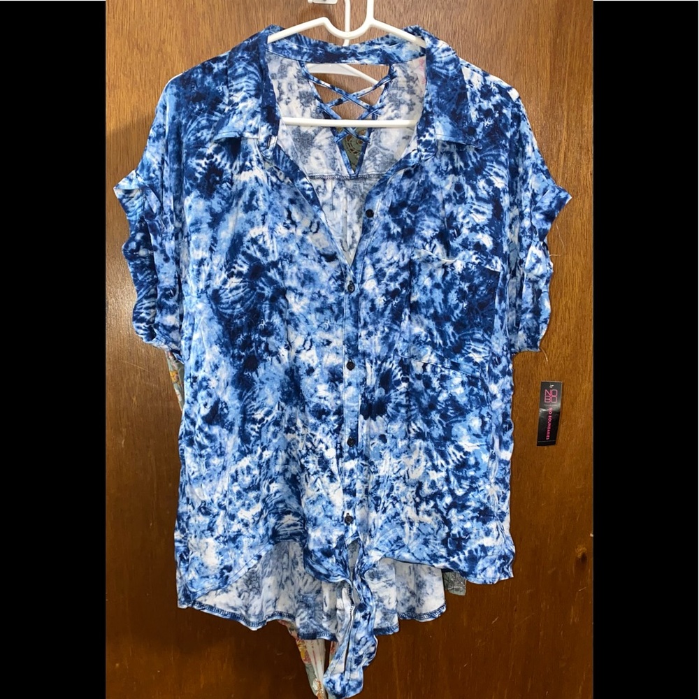 No Boundaries Pretty Blues & White Tie Dye Hi-low Tie Bottom Shirt Sz 2x
